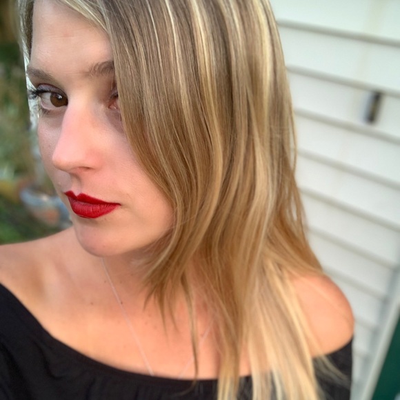 Meet your Posher, Emily - Picture 3 of 8